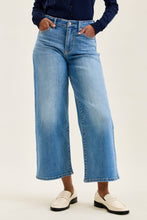 Load image into Gallery viewer, Claudia jeans