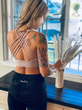 Load image into Gallery viewer, Dark Camo Capri leggings