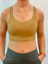 Load image into Gallery viewer, Betty sports bra