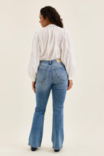 Load image into Gallery viewer, Daisy classic
