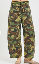 Load image into Gallery viewer, Camo Barrel Jeans
