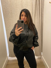 Load image into Gallery viewer, Oversized bomber jacket
