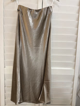 Load image into Gallery viewer, Terra silky skirt

