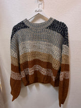 Load image into Gallery viewer, Henley sweater
