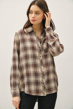 Load image into Gallery viewer, Fall flannel
