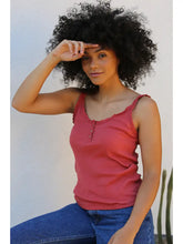 Load image into Gallery viewer, Angie Tank top
