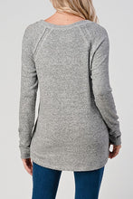 Load image into Gallery viewer, Round neck sweater
