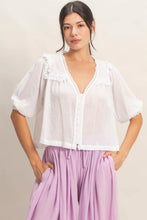 Load image into Gallery viewer, V-Neck Ruffled Lace Top
