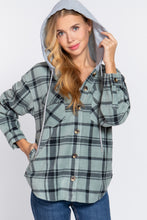Load image into Gallery viewer, Windsor flannel
