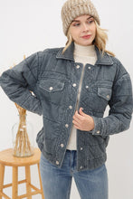 Load image into Gallery viewer, Quilted jacket

